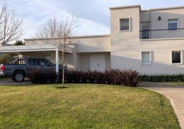 ()CASA 4 AMBIENTES CON PISCINA EN RUMENCO.MAR DEL PLATA.O
