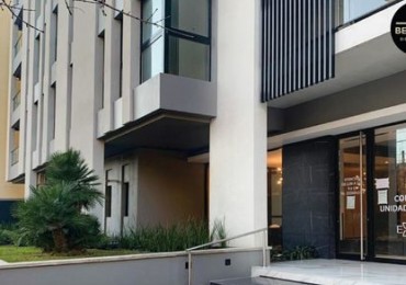 ()DEPARTAMENTO DE TRES AMBIENTES EN EDIFICIO DE CATEGORIA. ZONA GUEMES. MAR DEL PLATA 