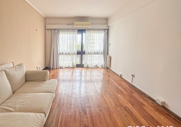 HERMOSO PISO DE CUATRO AMBIENTES CON DEPENDENCIA DE SERVICIO Y DOBLE BALCON. MAR DEL PLATA. 