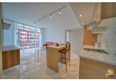 DEPARTAMENTO 3 AMBIENTES AL FRENTE CON BALCON TOTALMENTE EQUIPADO. MAR DEL PLATA