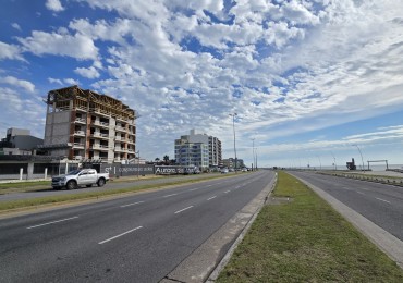VENTA DEPARTAMENTOS 3 AMBIENTES CON VISTA PLENA AL MAR - ZONA NORTE. MAR DEL PLATA