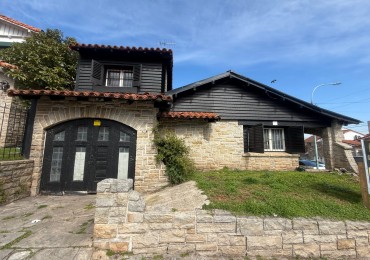 ALQUILER CLASICO CHALET EN ESQUINA USO COMERCIAL-PROFESIONAL ZONA GUEMES