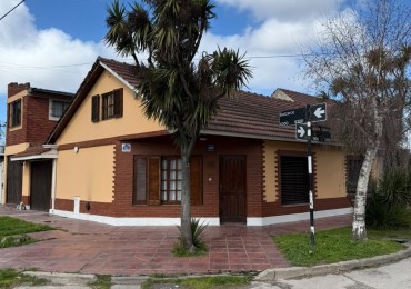 CHALET APTO CREDITO CON GARAJE DOBLE Y DEPARTAMENTO - BARRIO LOPEZ DE GOMARA